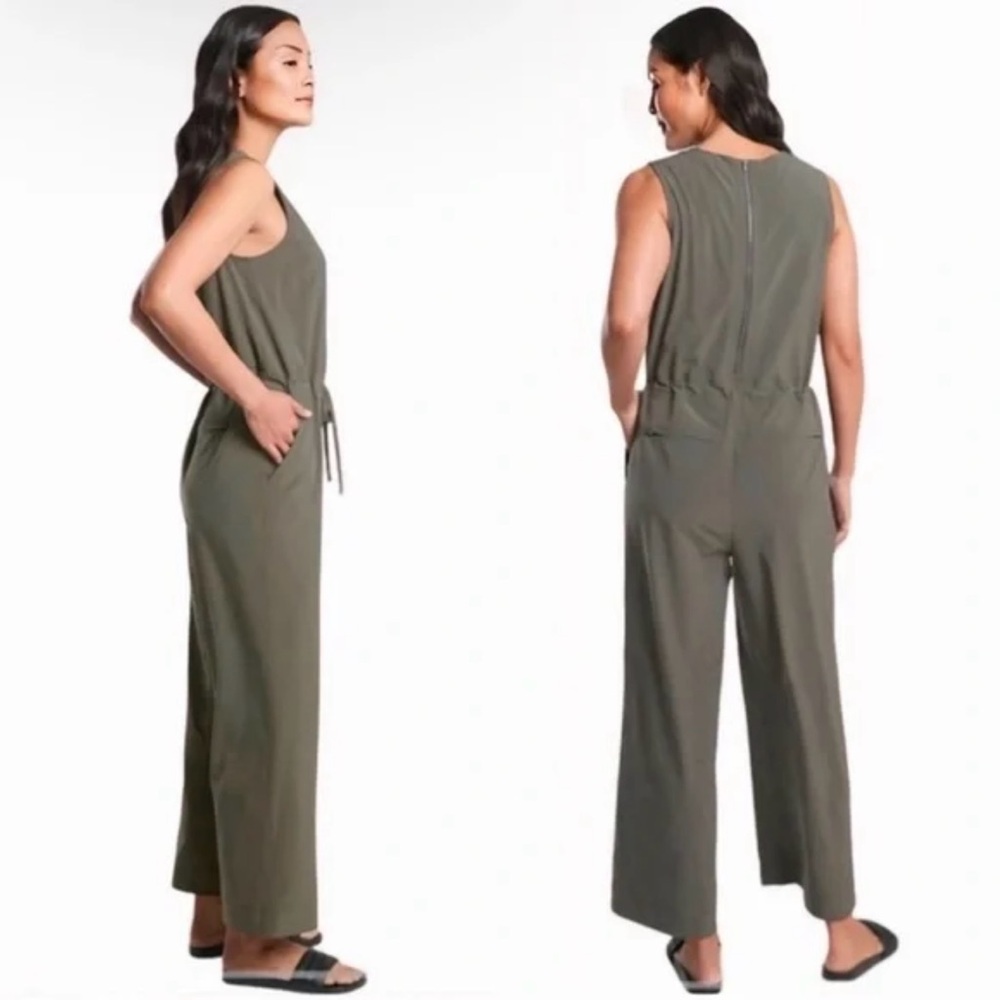 Athleta Topanga Jumpsuit Romper Olive Green Size Small Petite